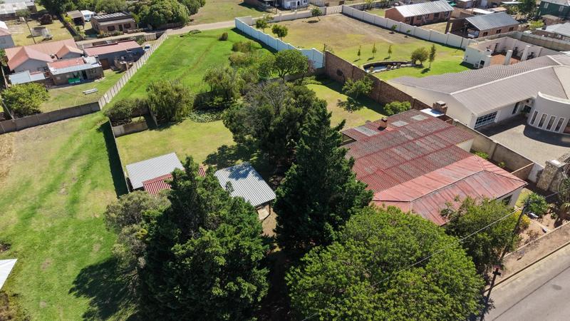 4 Bedroom Property for Sale in Albertinia Western Cape